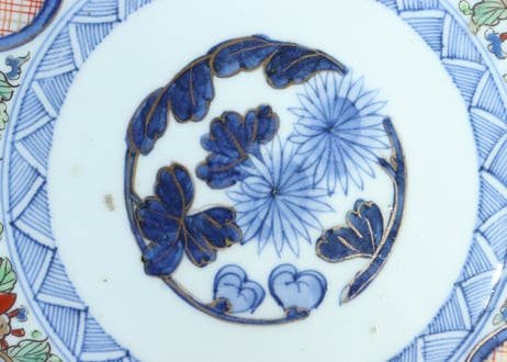 江戸中期色絵丸と唐草に花図7寸皿② ホツ
