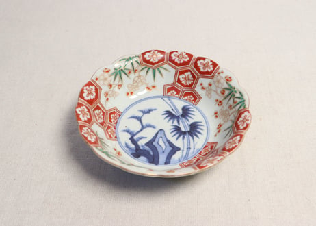 江戸中期色絵竹梅に亀甲菱花図なます皿①5客組　窯傷