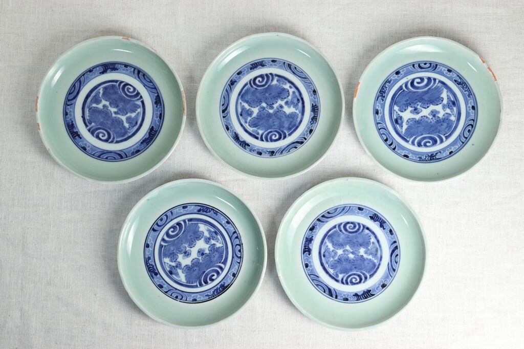 江戸中期島津献上品肥前官調蔵製品特製輪花向付鉢染付青磁