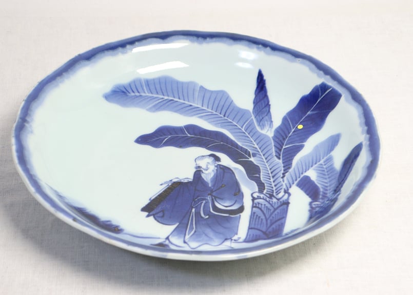 江戸幕末染付芭蕉に人物図尺皿 ひっかき傷有 | 吉祥寺PukuPuku