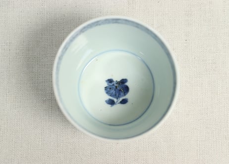 江戸後期色絵秋海棠図猪口②色擦れ