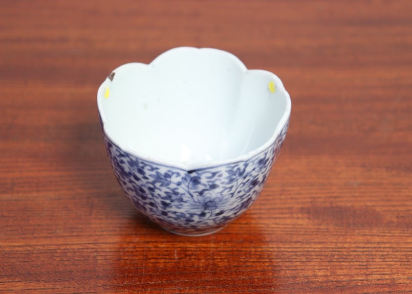 ス*ド様 骨董品3つ￼ 年季もの ￼染付人物文