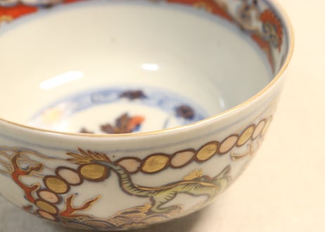 明治前期色絵龍と宝珠に人物通り物蒸茶碗 身のみ