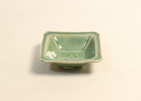 角皿 角長皿 印判 染付 微塵唐草 明治 大正 ベロ藍 松竹梅 窯傷 fit=scale-down,w=1200