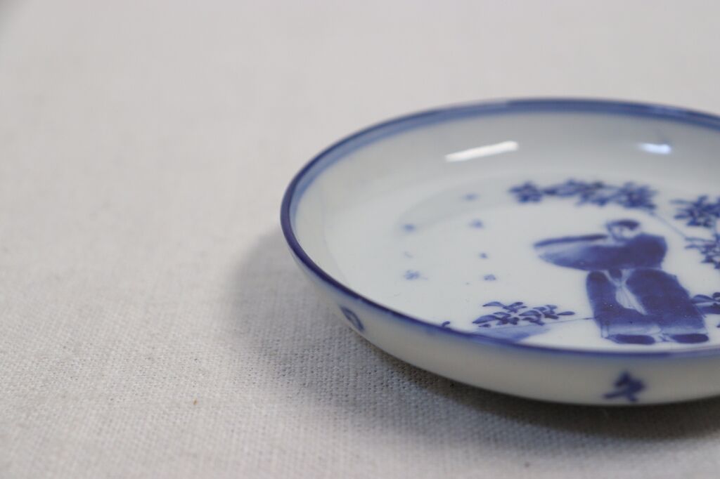 明治前期染付人物図小皿 | 吉祥寺PukuPuku 明治前期染付人物図小皿 | 吉祥寺PukuPuku