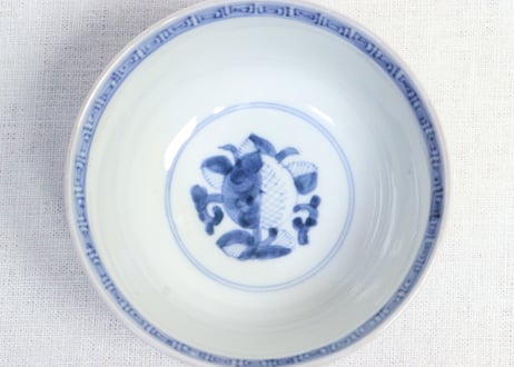 明治前期色絵桃と竹梅図通り物飯茶碗　蓋フリモノ