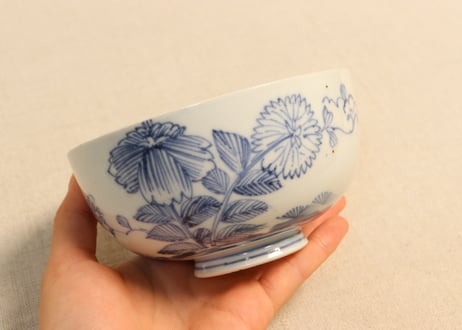 江戸後期染付菊と蝙蝠図飯茶碗