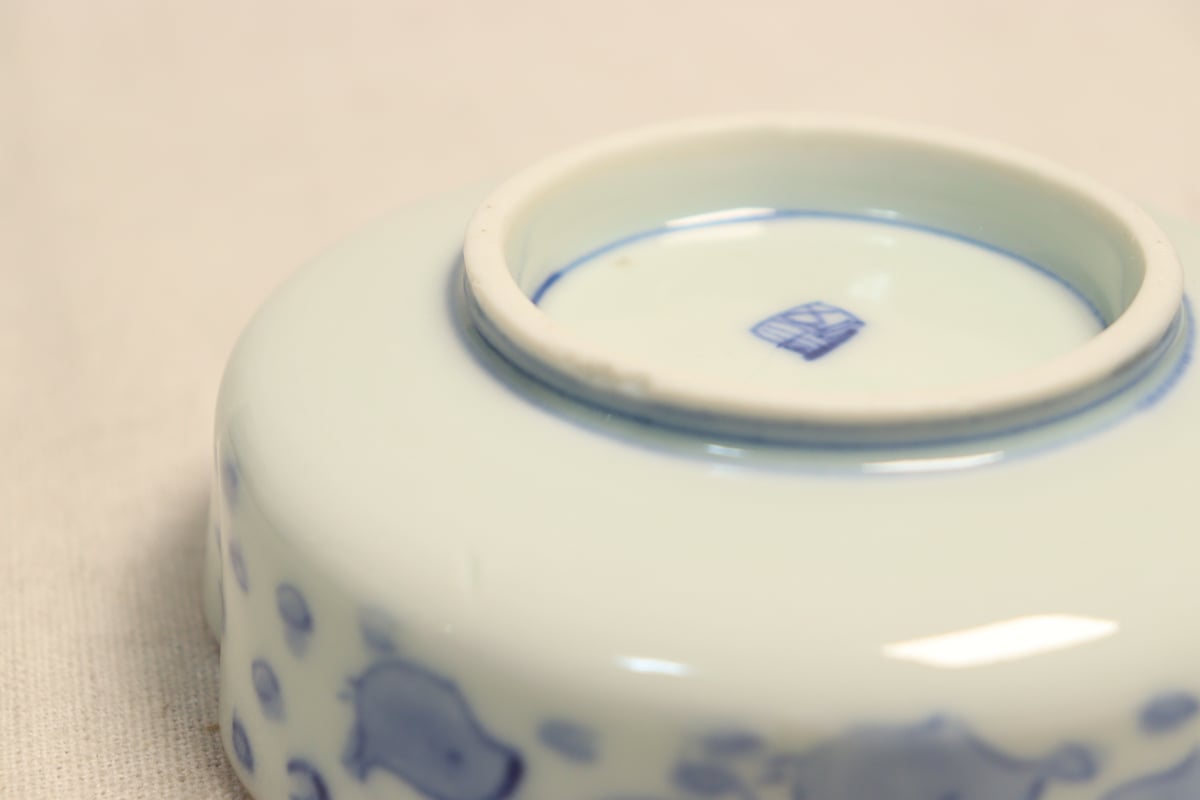 明治前期染付菖蒲と波千鳥図五弁小鉢 | 吉祥寺PukuPuku