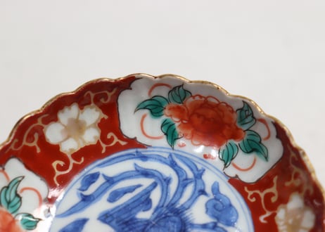 明治前期色絵鳳凰と牡丹図豆皿②小ニュウ，小ホツ