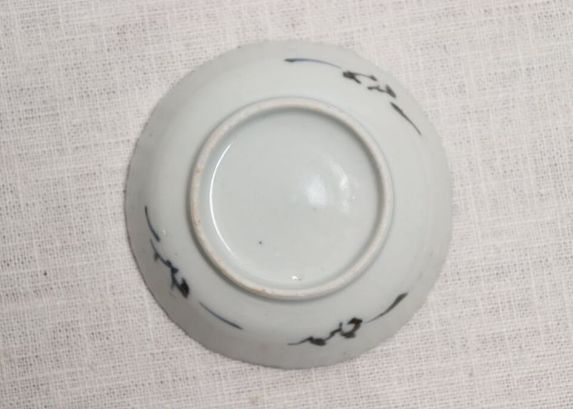 江戸後期染付ホラ貝図縁立ち豆皿 | 吉祥寺PukuPuku