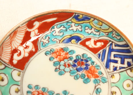 明治前期色絵花と幾何学文小皿①