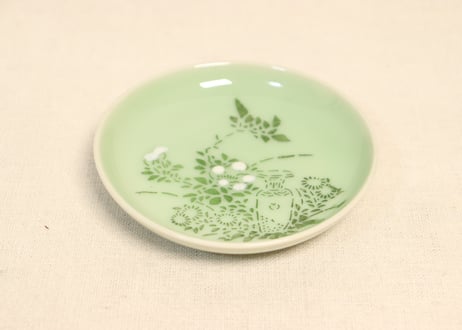 明治前期青磁紙刷草花図小皿