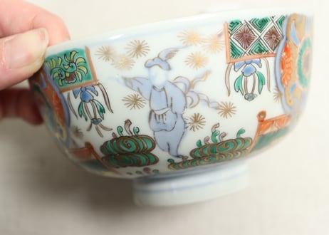 明治前期色絵獅子牡丹と人物図通り物蒸茶碗