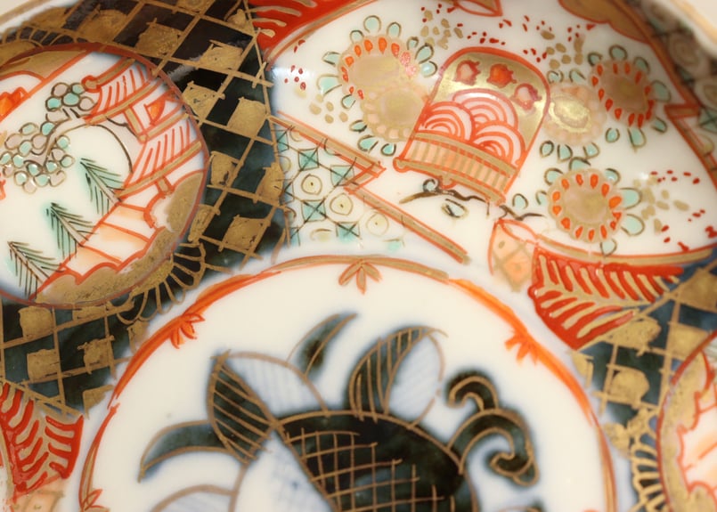 なます皿 成化年製 仙人 橋 山水 中国風景 5枚 花縁 金彩 明治前期色絵桃と山水と菊図通り物小皿 5客組 | 吉祥寺PukuPuku