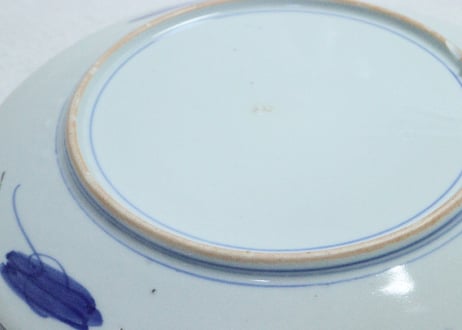 明治前期色絵牡丹図尺皿　窯傷
