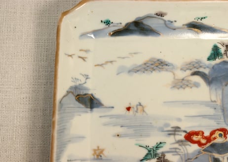 江戸中期色絵山水図角皿②　ノミホツ