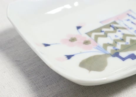 明治後期～大正染付桜と碇図長角皿