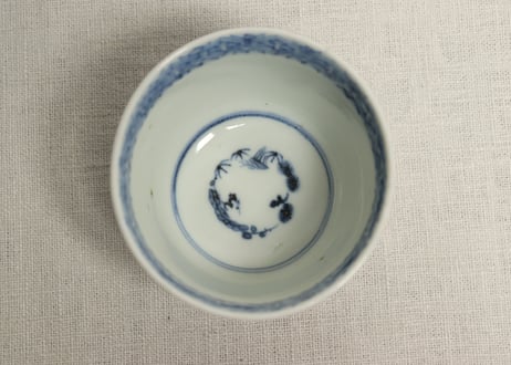江戸幕末染付蛸唐草図向付　歪み