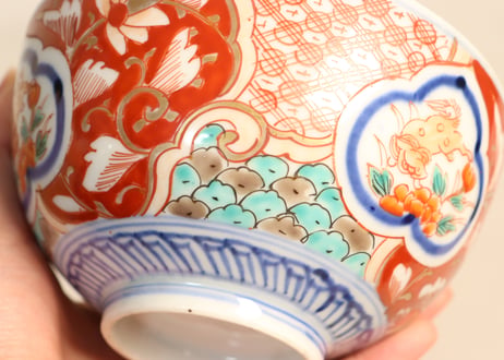 明治前期色絵獅子牡丹と幾何学文図飯茶碗②窯傷