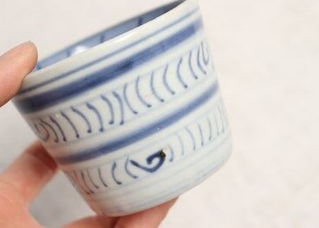 江戸幕末染付横縞に木目文猪口