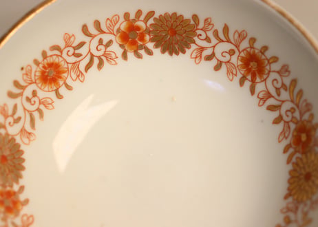 明治前期色絵菊に唐草と野菜図輪茶碗 5客組