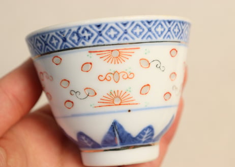 昭和40~50年代中国色絵蛍手煎茶碗①濃いめ
