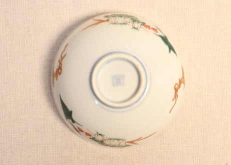 明治前期色絵菊に唐草と野菜図輪茶碗 5客組