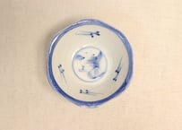 大正～昭和戦前染付メダカ図六角小鉢