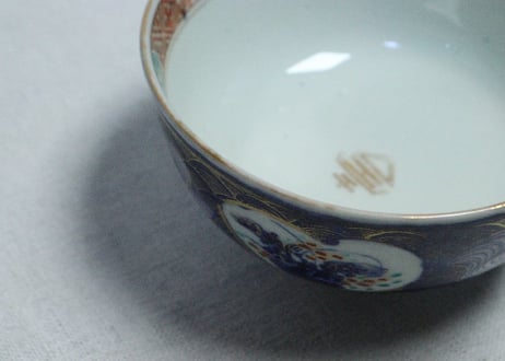 明治前期色絵草花に波図蒸茶碗①　 色擦れ