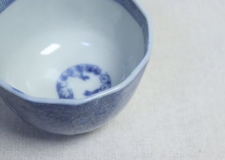 明治後期～大正銅判牡丹唐草図向付