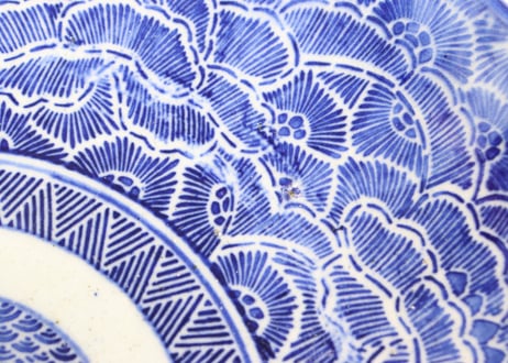 明治前期紙刷牡丹図７寸皿　少甘手