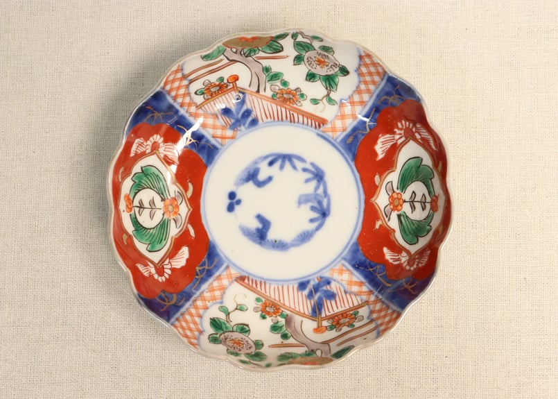 明治前期色絵四方に花図なます皿 | 吉祥寺PukuPuku