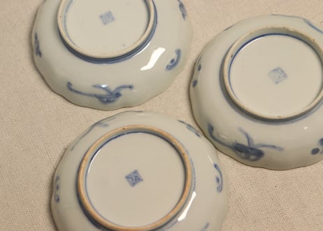 明治前期色絵桃と鶴図通り物小皿①