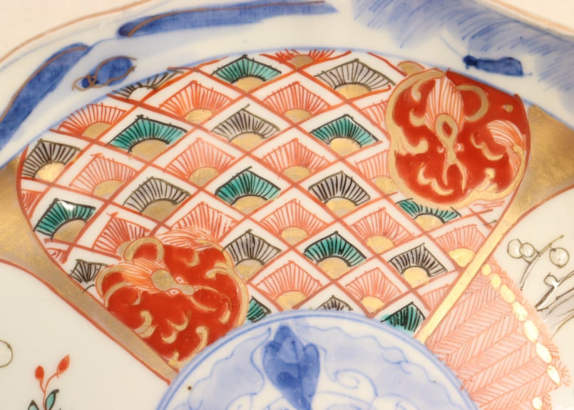 明治前期色絵柴垣に梅と龍図通り物7寸皿 | 吉祥寺PukuPuku