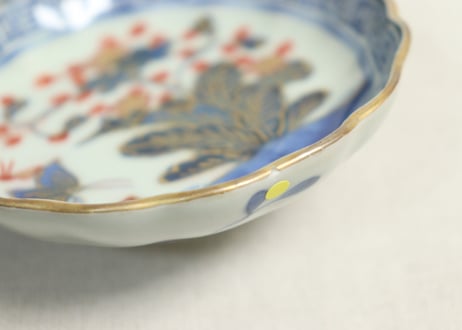 江戸幕末赤絵染付秋海棠と蝶図通り物小皿③ノミホツ
