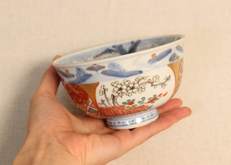 明治前期色絵柴垣に梅と龍図通り物飯茶碗