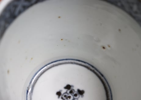 江戸後期染付蛸唐草図大猪口①ノミホツ