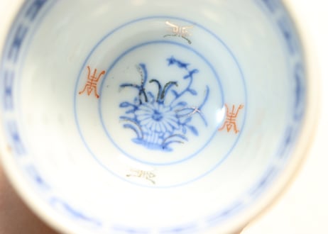 昭和40~50年代中国色絵蛍手煎茶碗②薄め