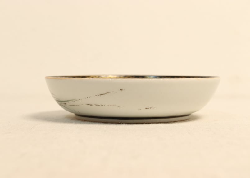 大正～昭和戦前九谷焼青粒色絵富士に鷹図小皿 | 吉祥寺PukuPuku