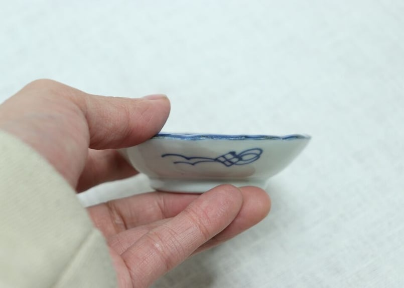 NO392 切込焼　染付け小皿　5枚　蝙蝠 江戸後期瑠璃縁染付蝙蝠図豆皿5客組 1客窯傷、かたつき有り
