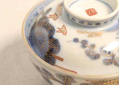 明治前期金彩染付四君子図飯茶碗