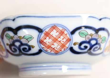 明治前期大聖寺焼色絵山水に鳳凰と幾何学文六角小鉢