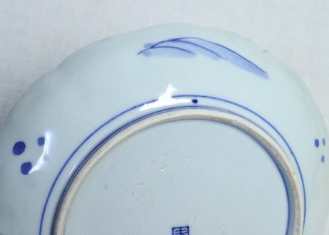 明治後期～大正染付山水図花柄縁7寸皿