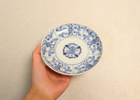 江戸中期染付五方に唐草と花図5寸皿