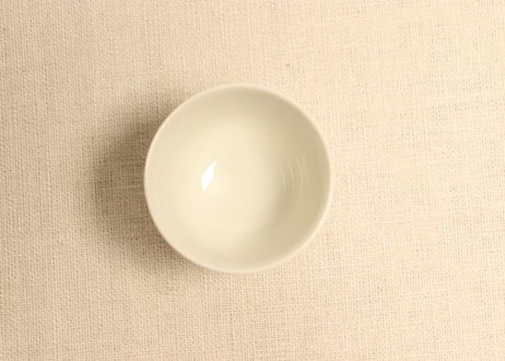 明治前期白磁小碗