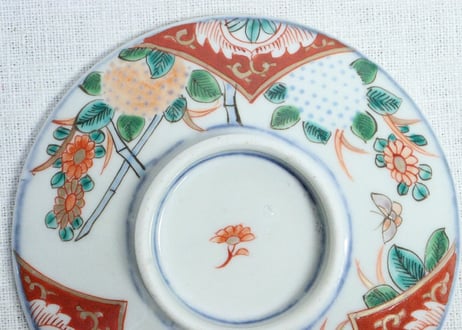 明治前期色絵アジサイに蝶図蓋茶碗