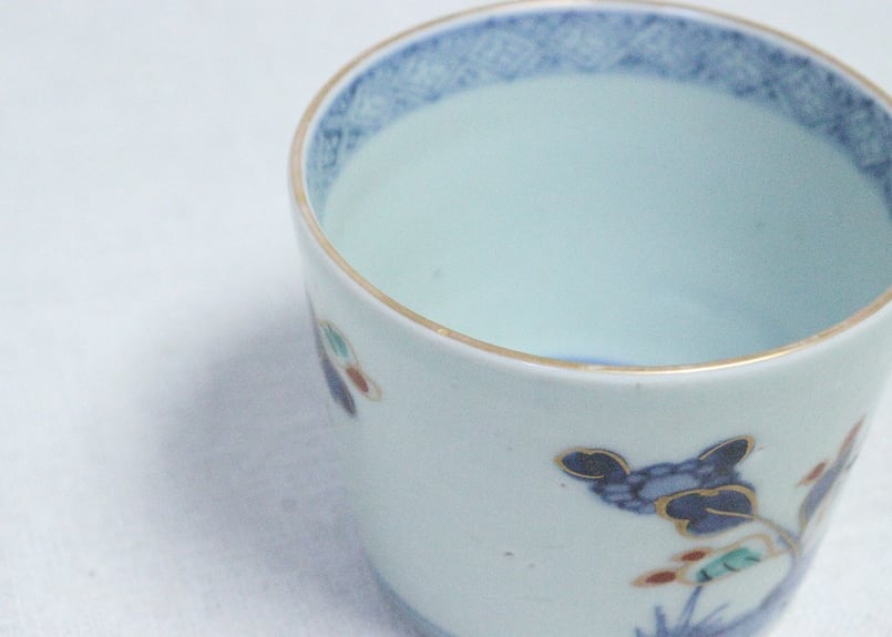 江戸中期　縦線雪輪文蕎麦猪口 学芸の小部屋 瑠璃釉 葦文 稜花皿 -戸栗美術館-
