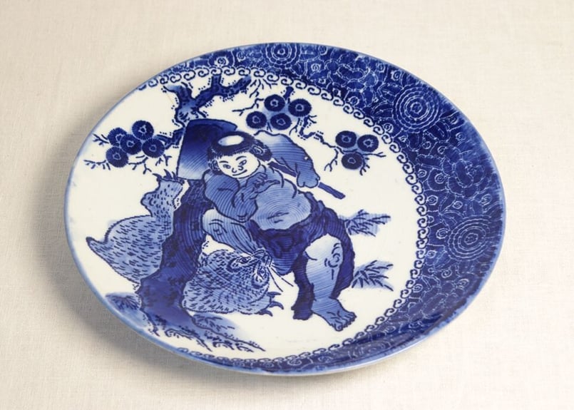明治前期紙刷金太郎と熊図9.5寸皿 少甘手,アタリキズ,小ニュウ