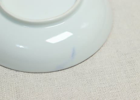 明治前期陽刻色絵菊図小皿