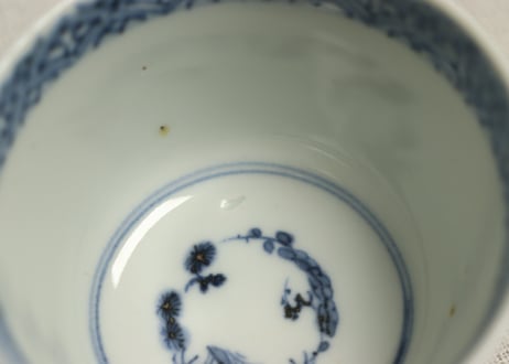 江戸幕末染付蛸唐草図向付　歪み